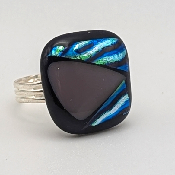 Handmade glass statement ring purple, dichroic glass silver plate adjustable - Picture 1 of 1